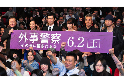 渡部篤郎、韓国ロケの合間にKARAの出待ち？　監督の暴露に苦笑い 画像