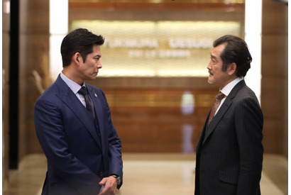 吉田鋼太郎が“最恐の悪役”「SUITS2」で織田裕二と初共演 画像