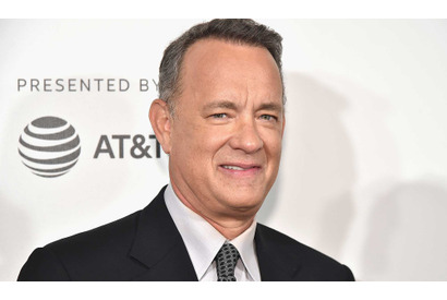 新型コロナウイルスから回復のトム・ハンクス、 自宅のキッチンから「SNL」に出演 画像