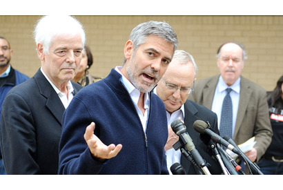 G・クルーニー宅でオバマ大統領選挙資金集めパーティ開催　シメにはバスケットボール 画像