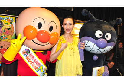 木村佳乃、娘はアンパンマンの人形がお気に入り 画像