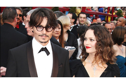 ジョニー・デップ、破局したヴァネッサ・パラディに1億5,000万ドル支払う？ 画像