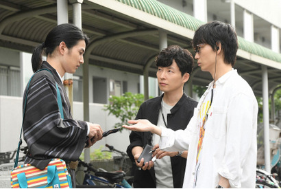 綾野剛“伊吹”と星野源“志摩”の抱擁に感動の声多数…「MIU404」9話 画像