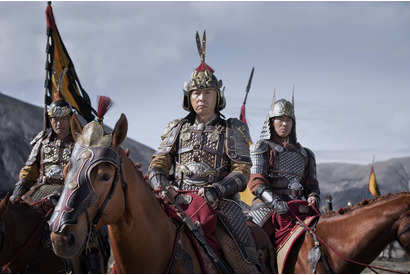 ドニー・イェン、“速すぎて見えない”アクションを『ムーラン』監督絶賛「彼は驚異的」 画像