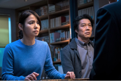 堤真一＆石田ゆり子『望み』新写真到着　原作・雫井脩介「何度も泣かされるなんて！」 画像