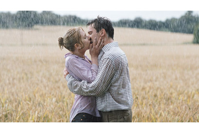 水も滴るいい女たち vol.1　予測不可能なハリウッドの小悪魔、スカーレット 画像