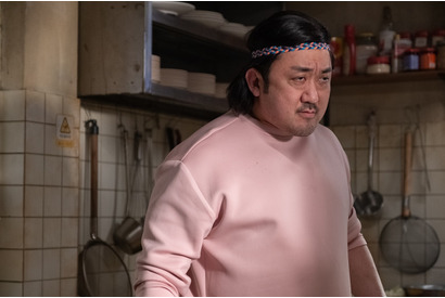 マ・ドンソク、サラサラボブヘアは「耳にかけられます」『スタートアップ！』メイキング映像 画像