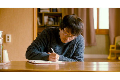 ヤン・イクチュン、『詩人の恋』日本公開に「ドキドキ」メッセージ動画到着 画像
