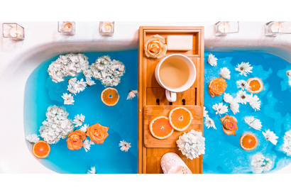 映画や本をお供にいつもよりリラックスできるバスタイムを…オススメのバスグッズをご紹介 画像