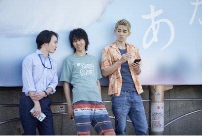 山崎賢人＆町田啓太ら「生きるか死ぬか」最初の“げぇむ”に直面「今際の国」本編映像 画像