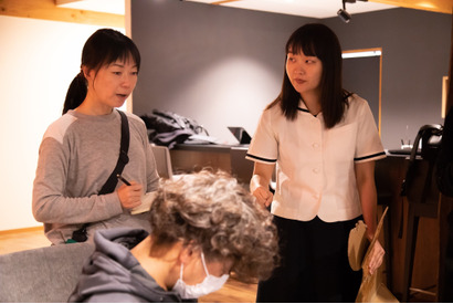 『私をくいとめて』で味わい深い存在感を発揮、岡野陽一＆吉住の新カット 画像