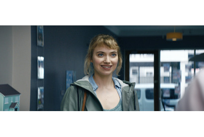 イモージェン・プーツ、精神崩壊する様を見事に表現…『ビバリウム』新カット 画像