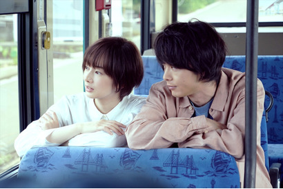 北川景子、中村倫也を見つめ何を思う…“閉じ込めた愛の記憶”映す『ファーストラヴ』 画像