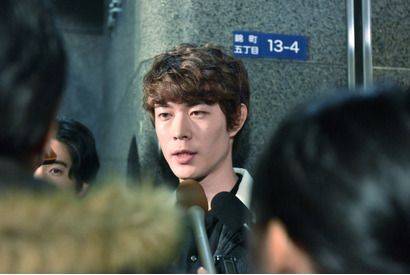 宮沢氷魚『騙し絵の牙』出演は「新しい体験」インタビュー映像到着 画像