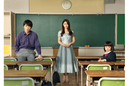 土屋太鳳“小春”、怒涛の不幸に襲われる『哀愁しんでれら』冒頭映像 画像