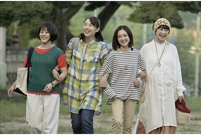 安達祐実“雪乃”を囲んで水野美紀、西田尚美、高畑充希が語り合う姿に「聞いてるだけで泣ける」…「にじいろカルテ」3話 画像