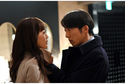 綾瀬はるか“日高”、その真意に“すでに入れ替わり”“二重人格”など視聴者の考察進む…「天国と地獄」4話 画像