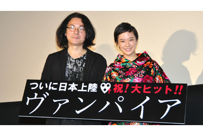 蒼井優＆岩井俊二、8年ぶりの舞台挨拶で互いを「変態」と称賛!? 画像