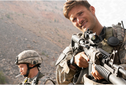 スコット・イーストウッド演じる兵士、基地の脆弱さを痛感…『アウトポスト』本編映像 画像