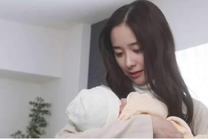 堀田真由、“兄”細田善彦のため代理母に「サロガシー」キャストからコメント到着 画像