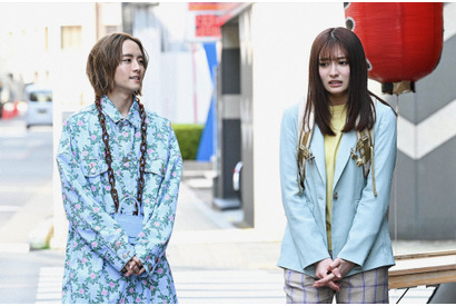 板垣李光人＆吉川愛に「尊い」の声、桐山漣演じるキラにも注目集まる…「カラフラブル」第1話 画像