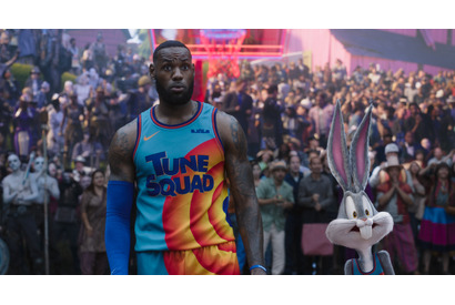 バックス・バニーにペニーワイズも登場!?『スペース・プレイヤーズ』予告 画像