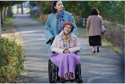 吉田羊、松金よね子とのやり取りに「ジワっときた」「家族のことをすごく想ってしまう」…「生きるとか死ぬとか父親とか」2話 画像