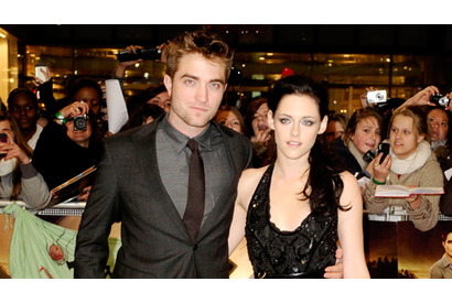 ロバート・パティンソン＆クリステン・スチュワート、関係は修復しつつある？ 画像