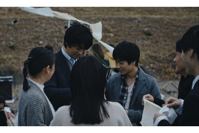 コロナ禍、できなかった合唱を多摩川河川敷で…「息をひそめて」メイキング映像 画像