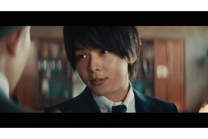 中村倫也がWeb動画でミステリアスな探偵に！次に目指すは「孤高の医者」!? 画像