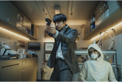 コン・ユ＆パク・ボゴム、対極の宿命を生きる2人の逃避行捉えた『ソボク』場面写真 画像