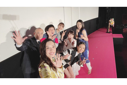 永野芽郁＆広瀬アリス＆菜々緒らが超豪華セルフィー！『地獄の花園』公開イベント 画像