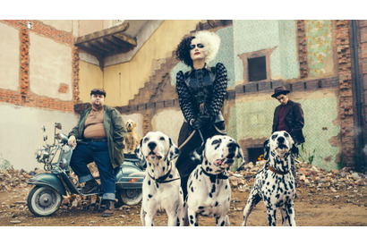 『クルエラ』監督、続編製作に前向き発言「私たちはクルエラにまだ出会ったばかり」 画像