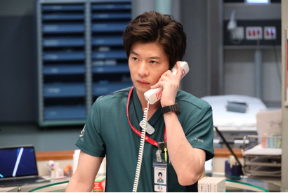 田中圭“成瀬”の過去にも憶測飛び交う…「ナイト・ドクター」4話 画像