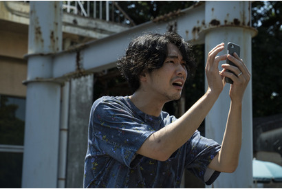 柄本佑、“喜劇役者”としての魅力『先生、私の隣に座っていただけませんか？』 画像