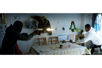 岡田准一リアル師弟対決！『ザ・ファブル　殺さない殺し屋』肉弾戦バトル本編映像 画像