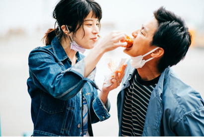 野村周平「ズレが生じてるわ」あるあるプチ喧嘩、5話は白洲迅が滝行!?「私たち結婚しました」 画像