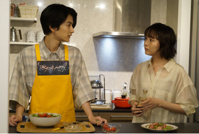 比嘉愛未“泉美”と渡邊圭祐“航”の別れに「まさかの展開」「切なすぎ」などの声続々…「推しの王子様」7話 画像