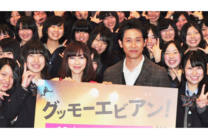 麻生久美子、「家族丸ごと守りたい」と母になっての変化を明かす 画像