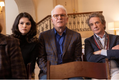 セレーナ・ゴメス＆Wマーティンの“実録犯罪マニア”が謎解き開始「マーダーズ・イン・ビルディング」場面写真 画像