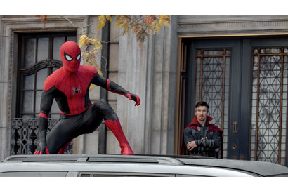 『スパイダーマン：ノー・ウェイ・ホーム』1月7日に日本公開決定！ ドクター・ストレンジが見つめる新カットも 画像