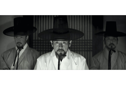 ソル・ギョング、“国家の忠臣”が異教徒として排除へ…『茲山魚譜』冒頭映像 画像