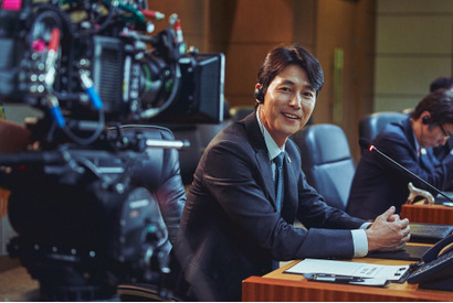 チョン・ウソン＆クァク・ドウォンのなごやか笑顔も『スティール・レイン』メイキング写真 画像