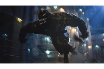 大暴れ腹ペコヴェノムにエディがツッコミ！『ヴェノム：レット・ゼア・ビー・カーネイジ』本編映像 画像