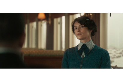 ジェマ・アータートン、有能なスパイを熱演『キングスマン：ファースト・エージェント』特別映像 画像