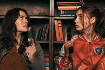 飛び交う銃弾にほとばしる血しぶき…ド派手アクションが炸裂『ガンパウダー・ミルクシェイク』予告編 画像