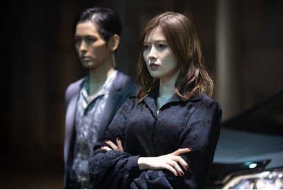 白石麻衣、鞭をふるう！「嘘喰い」“鞍馬蘭子篇”予告編公開 画像