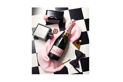 Loveなシーズンのギフトにぴったり！ メッセージ付きのシャンパンはいかが？ 画像