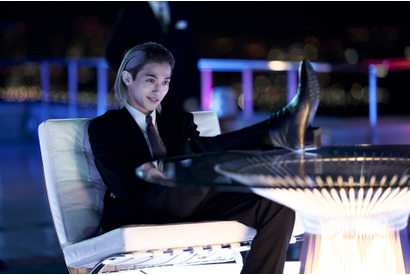 横浜流星vs櫻井海音の“航空機制圧バトル”『嘘喰い』本編オープニングシーンをノーカット公開 画像