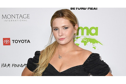 『リトル・ミス・サンシャイン』のアビゲイル・ブレスリンがインスタグラムで婚約を発表 画像